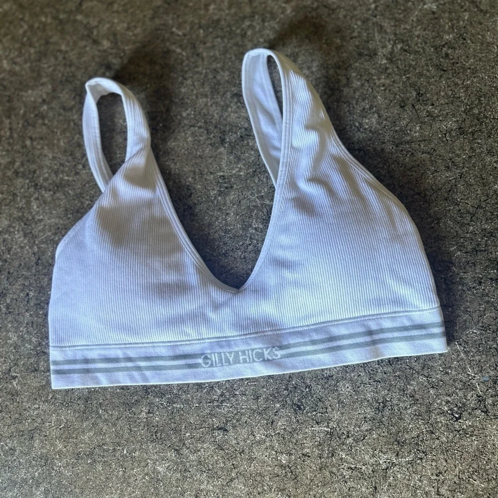 Gilly Hicks White Ribbed Bralette Medium Removable Pads